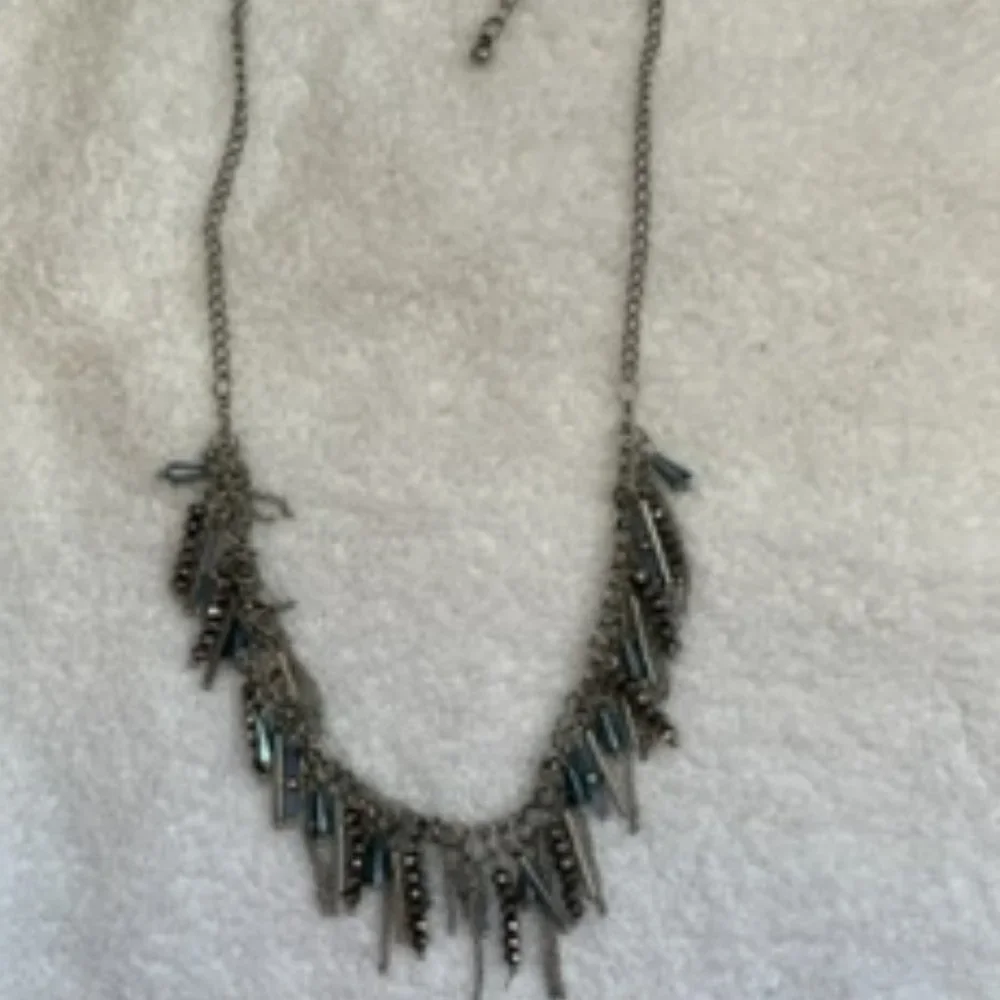 Necklace - Picture 4 of 11
